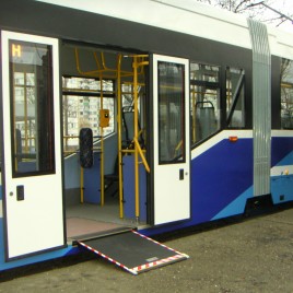 רמפת עליה למדרכה